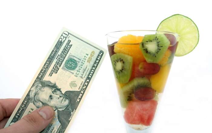 Cheap Guy Had His Date Pay Half the $20 Check alcohol-1238345_1280