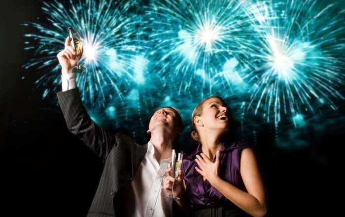10 Surefire Tips to Attract a Woman fireworks