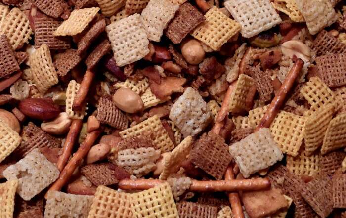 Garlic Ranch Snack Mix Recipe garlic-ranch-snack-mix