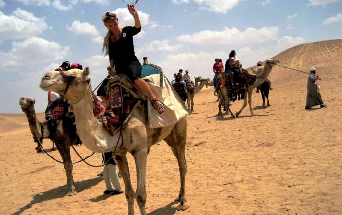 Advice on Etiquette, Dress, and Tipping in Egypt Customs, Egypt