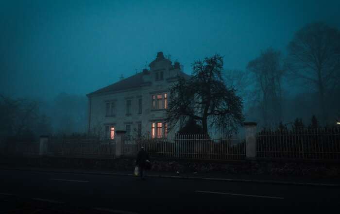 6 Most Popular Halloween Ghost Tours in the United States: Where to Find the Scariest haunted house