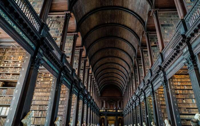 trinity college dublin ireland library