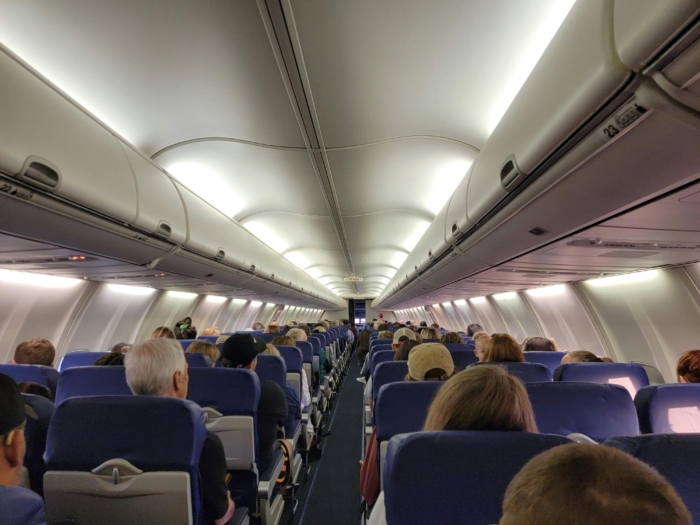 Airplane Travel Etiquette Tips pexels-kevin-b-222950695-18632896