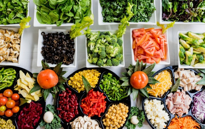How to Eat Healthy While on a Cruise healthy cruise food buffet